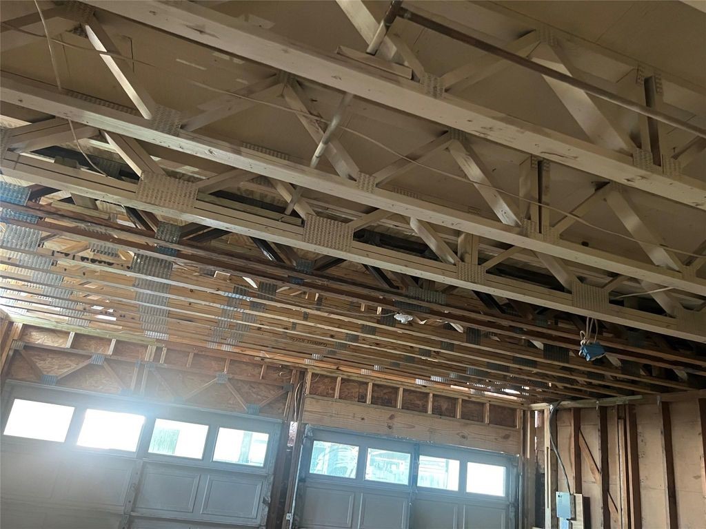 2668 Bering Drive, Unit 2668 Houston, TX 77057 - Photo 25 of 47 a close view of a stove