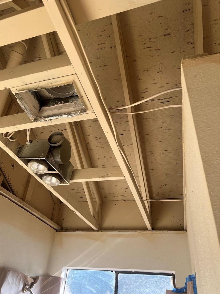 2668 Bering Drive, Unit 2668 Houston, TX 77057 - Photo 28 of 47 a view of utility room
