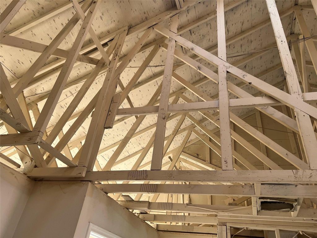 2668 Bering Drive, Unit 2668 Houston, TX 77057 - Photo 31 of 47 a close up of a building