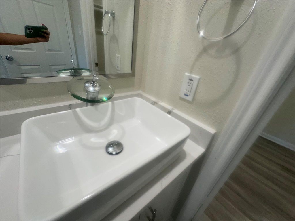 2668 Bering Drive, Unit 2668 Houston, TX 77057 - Photo 43 of 47