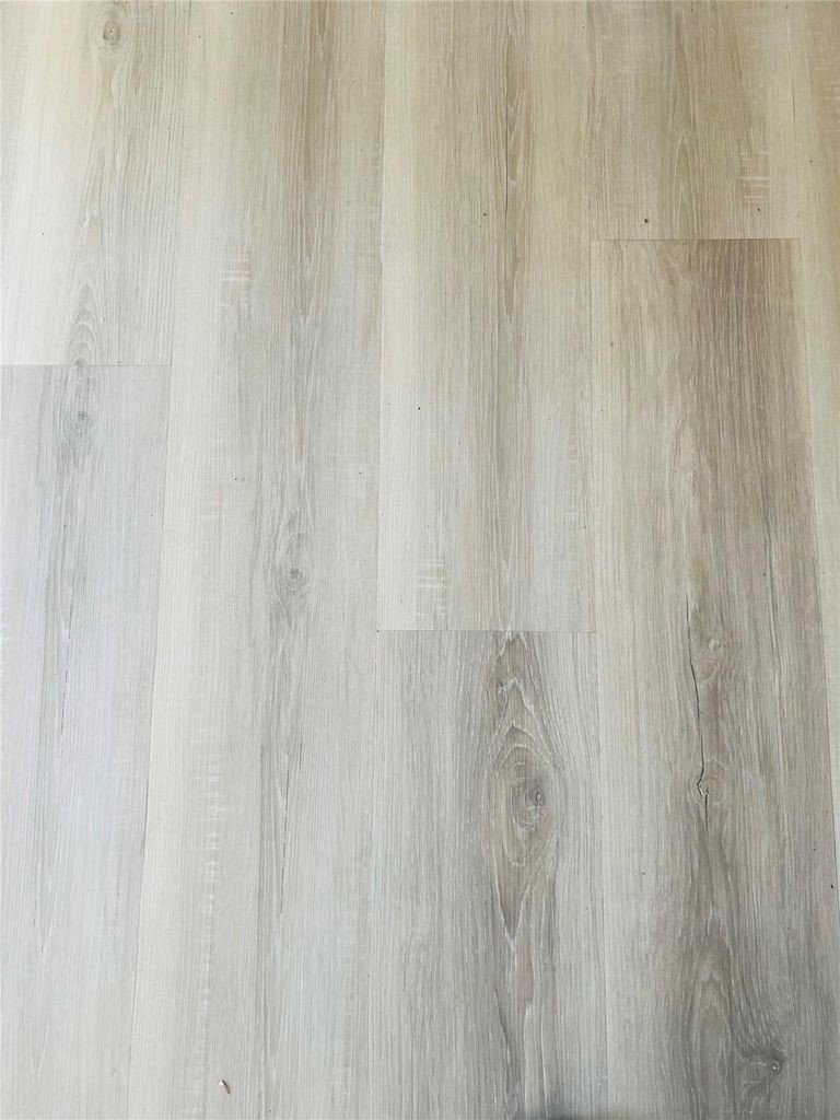 2668 Bering Drive, Unit 2668 Houston, TX 77057 - Photo 10 of 47 a close up view of a curtain curtain