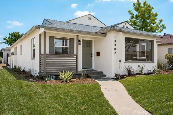 $760,000 | 13902 South Tajauta Avenue, Compton, CA 90222