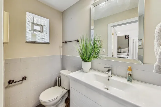 $835,000 | 1807 North 79th Avenue, Elmwood Park, IL 60707