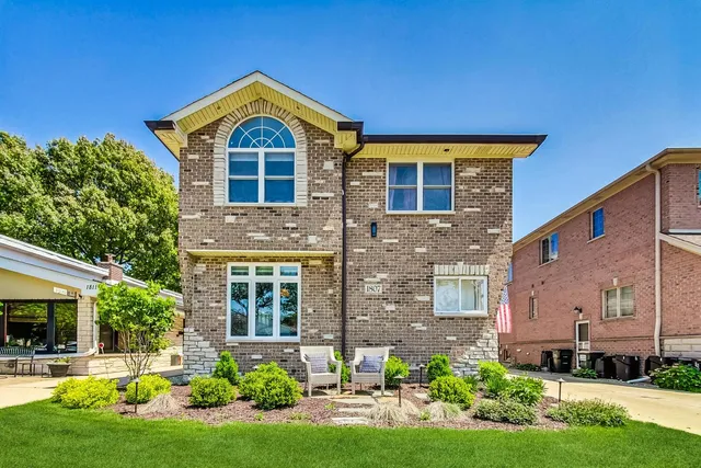 $835,000 | 1807 North 79th Avenue, Elmwood Park, IL 60707