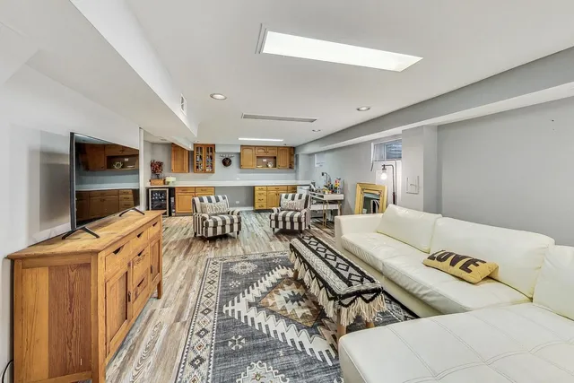 $835,000 | 1807 North 79th Avenue, Elmwood Park, IL 60707