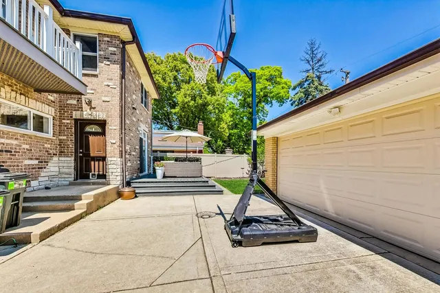 $835,000 | 1807 North 79th Avenue, Elmwood Park, IL 60707