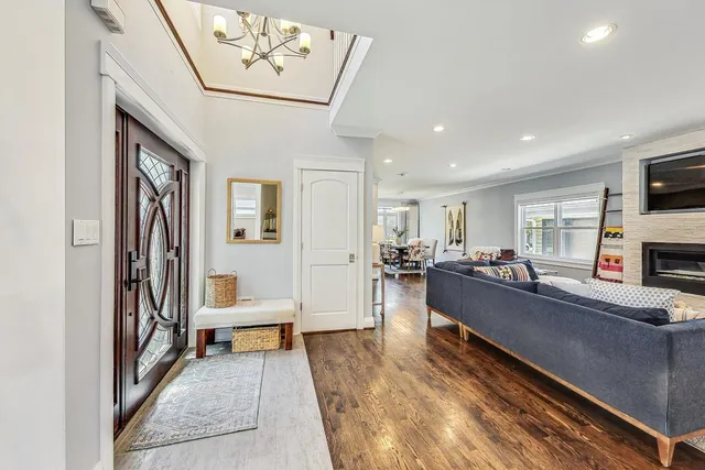 $835,000 | 1807 North 79th Avenue, Elmwood Park, IL 60707