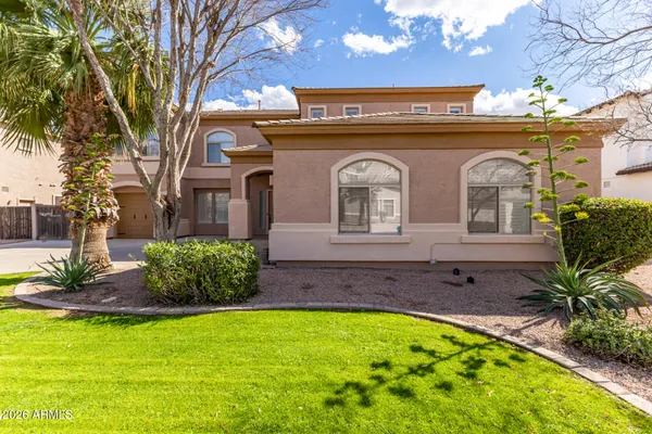 $949,900 | 949 East Benrich Drive, Gilbert, AZ 85295