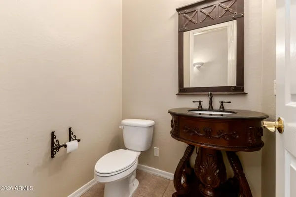 $949,900 | 949 East Benrich Drive, Gilbert, AZ 85295