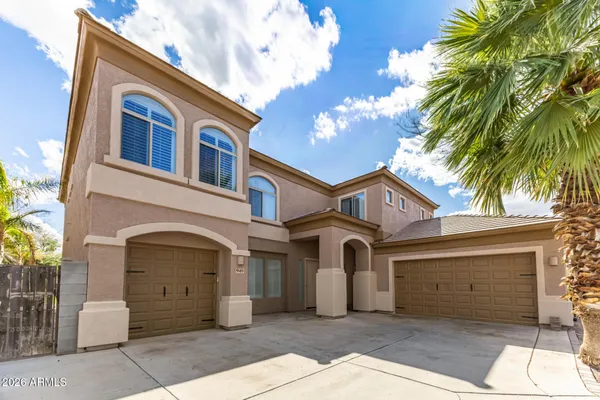 $949,900 | 949 East Benrich Drive, Gilbert, AZ 85295