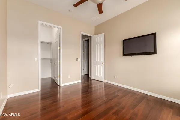 $949,900 | 949 East Benrich Drive, Gilbert, AZ 85295