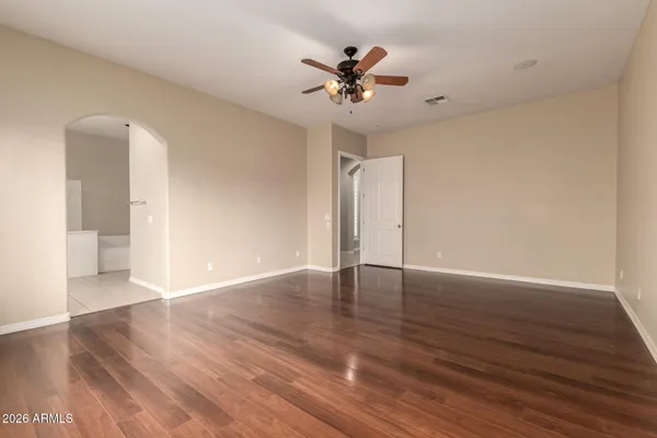 $949,900 | 949 East Benrich Drive, Gilbert, AZ 85295