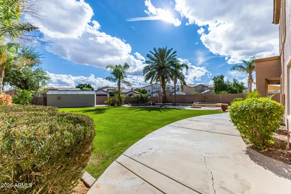 $949,900 | 949 East Benrich Drive, Gilbert, AZ 85295