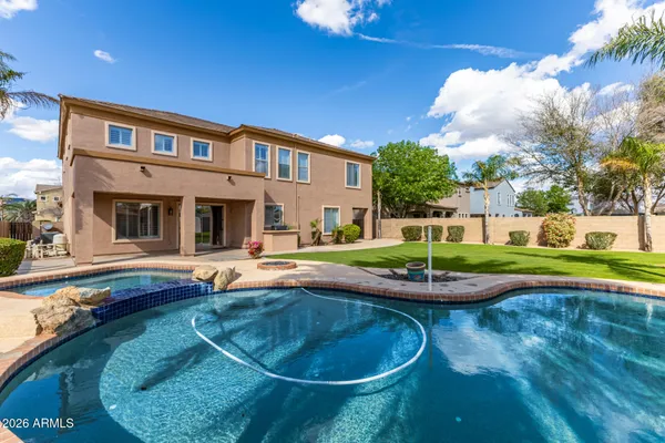 $949,900 | 949 East Benrich Drive, Gilbert, AZ 85295