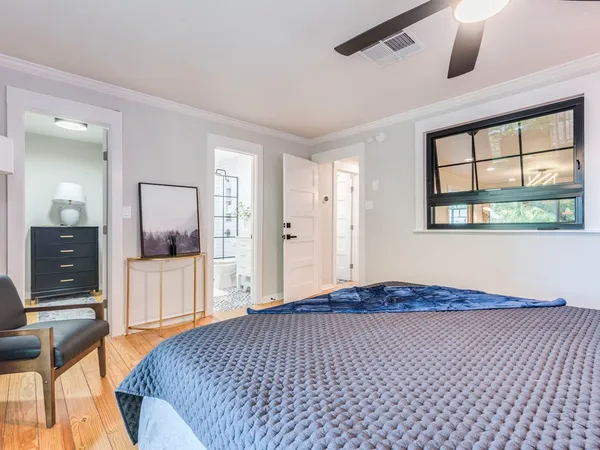 $4,000 | 500 East Riverside Drive, Unit 206, Austin, TX 78704