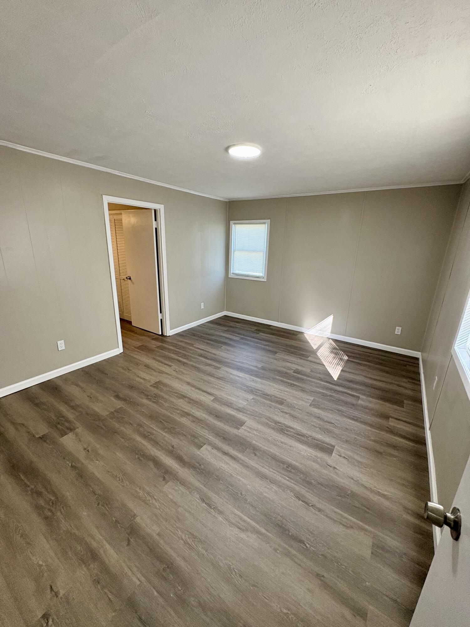 905 McAdoo Street Clinton, TN 37716 - Photo 13 of 29 IMG_1360