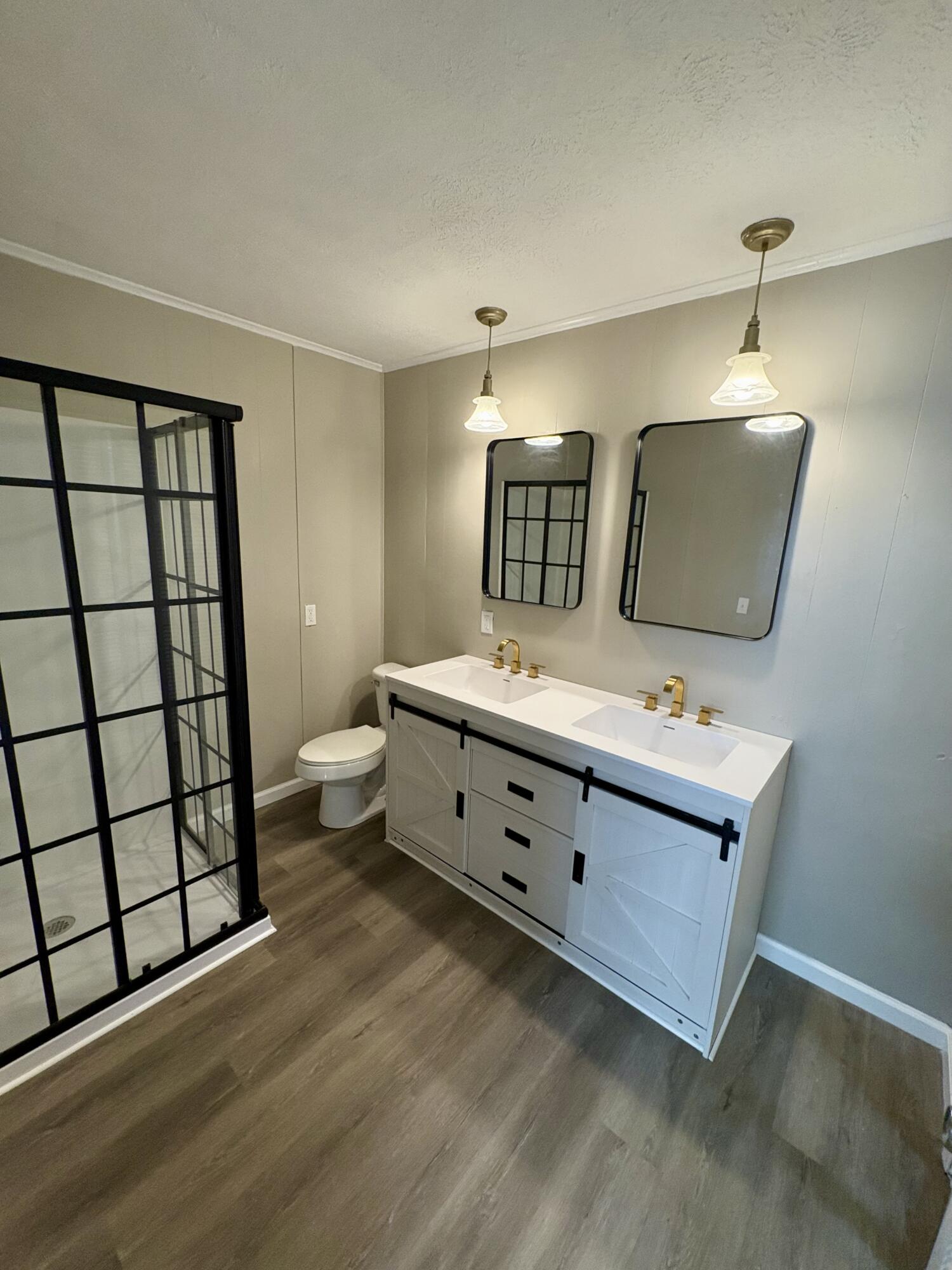 905 McAdoo Street Clinton, TN 37716 - Photo 14 of 29 IMG_1362 (1)