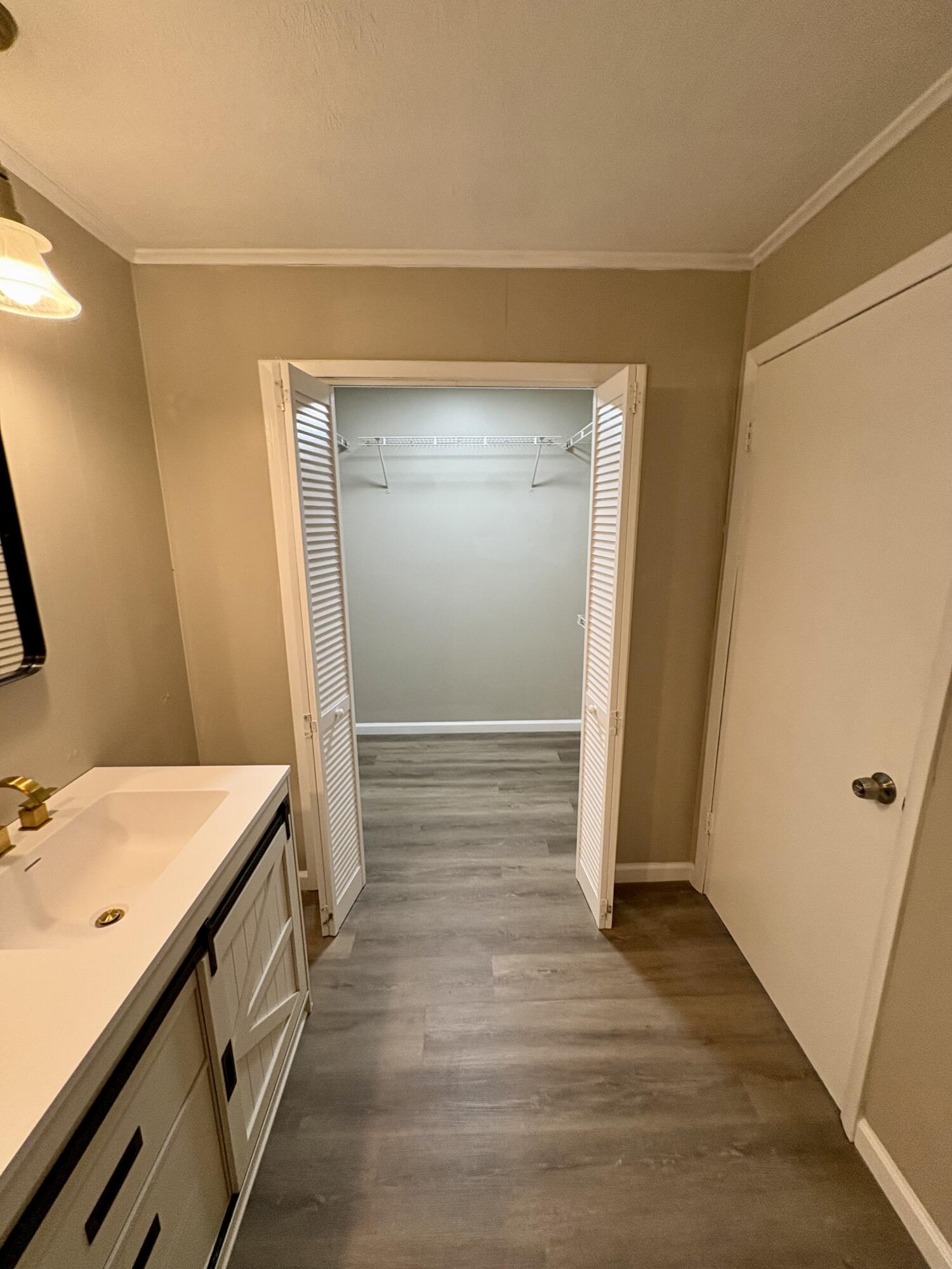 905 McAdoo Street Clinton, TN 37716 - Photo 17 of 29 IMG_1365