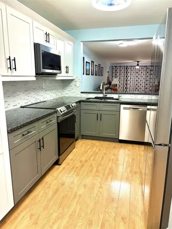 $199,500 | 7302 South Devon Drive, Unit 307, Tamarac, FL 33321