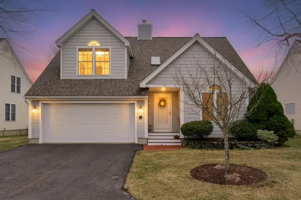 $775,000 | 33 Hampton Meadows, Hampton, NH 03842