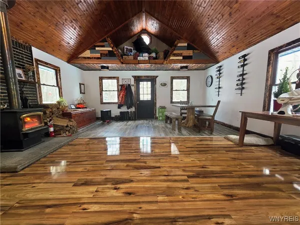 $299,900 | 2718 Vollentine Road, Randolph, NY 14772