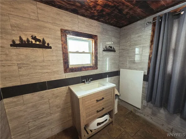 $299,900 | 2718 Vollentine Road, Randolph, NY 14772