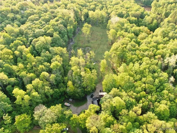 $299,900 | 2718 Vollentine Road, Randolph, NY 14772