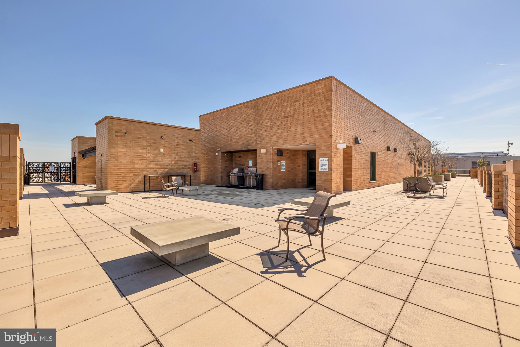 910 M Street Northwest, Unit 208 Washington, DC 20001 - Photo 28 of 35