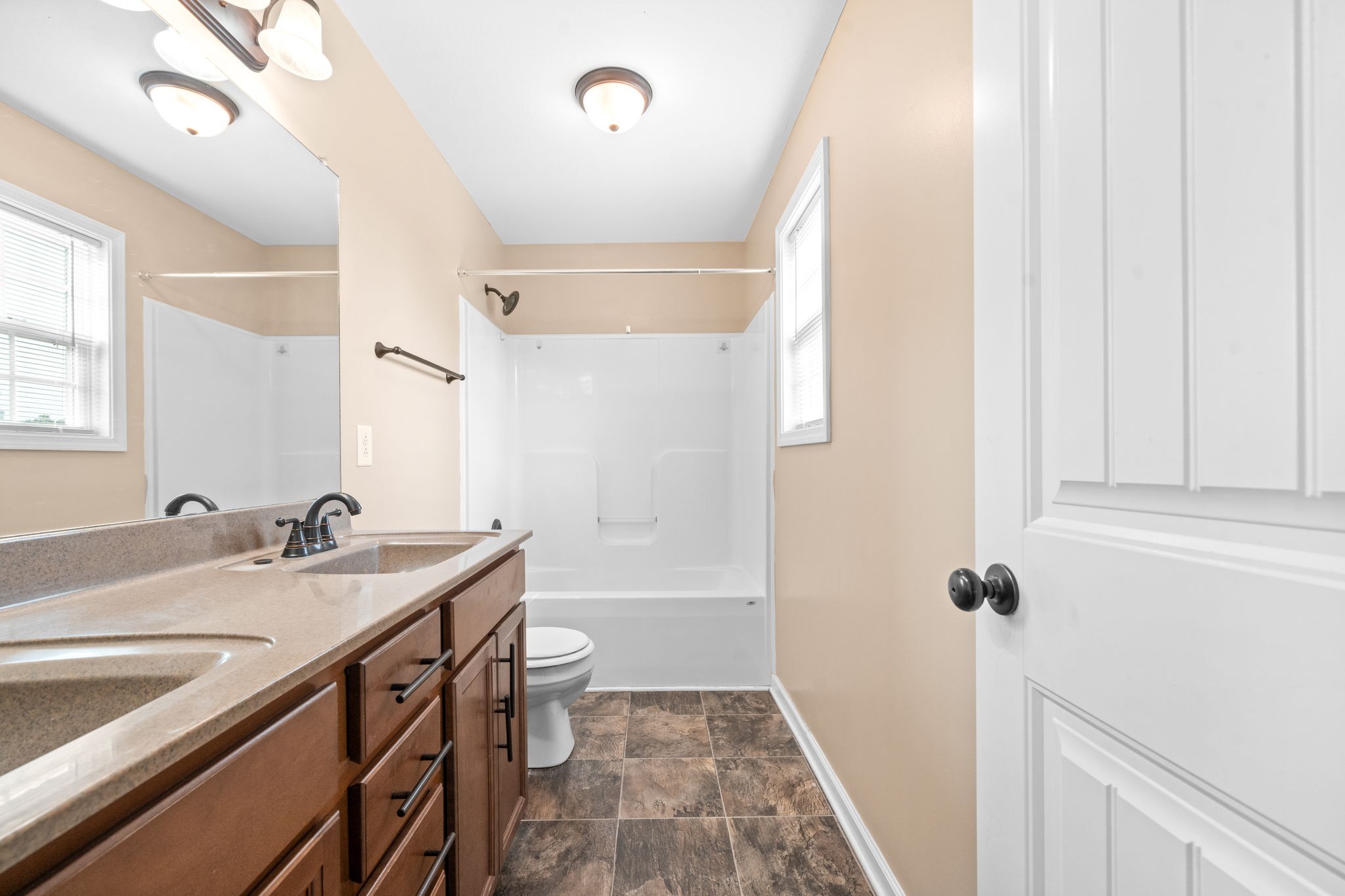 1559 Hazelwood Road Clarksville, TN 37042 - Photo 15 of 27