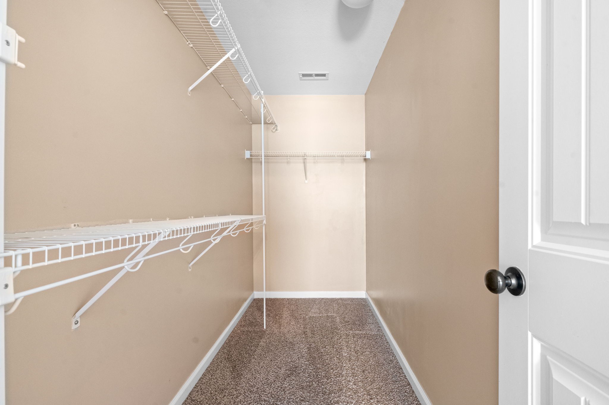 1559 Hazelwood Road Clarksville, TN 37042 - Photo 17 of 27