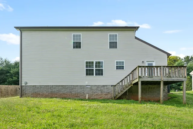 $1,995 | 1559 Hazelwood Road, Clarksville, TN 37042