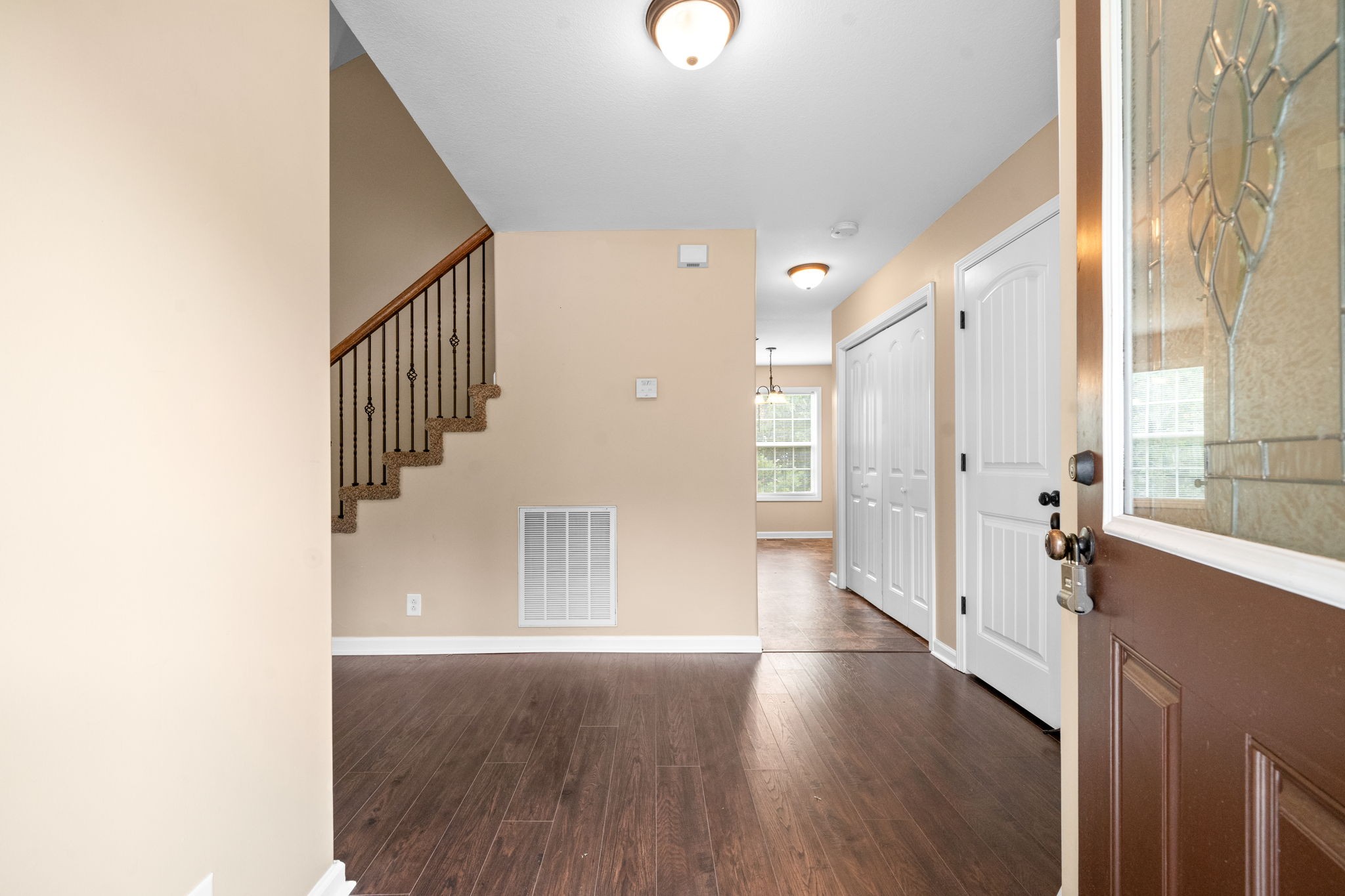 1559 Hazelwood Road Clarksville, TN 37042 - Photo 3 of 27