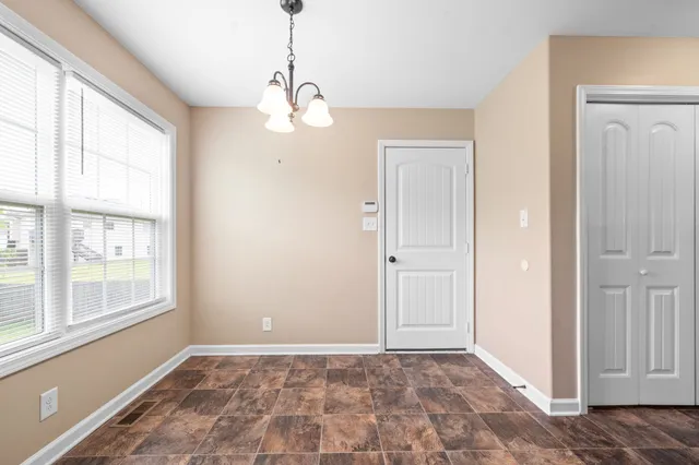 $1,995 | 1559 Hazelwood Road, Clarksville, TN 37042