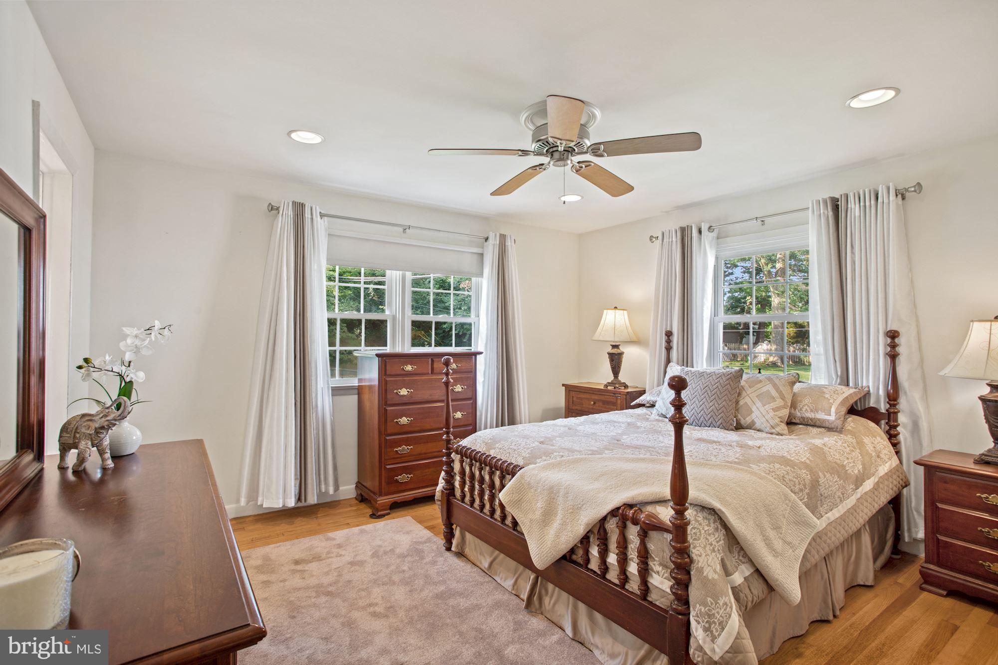 17909 Pin Oak Road Hagerstown, MD 21740 - Photo 9 of 21 Primary bedroom