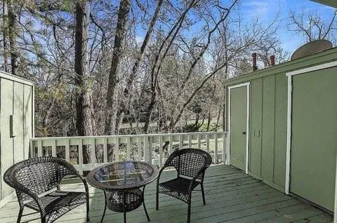 $1,900 | 19223 Salvador Court, Unit C, Groveland, CA 95321