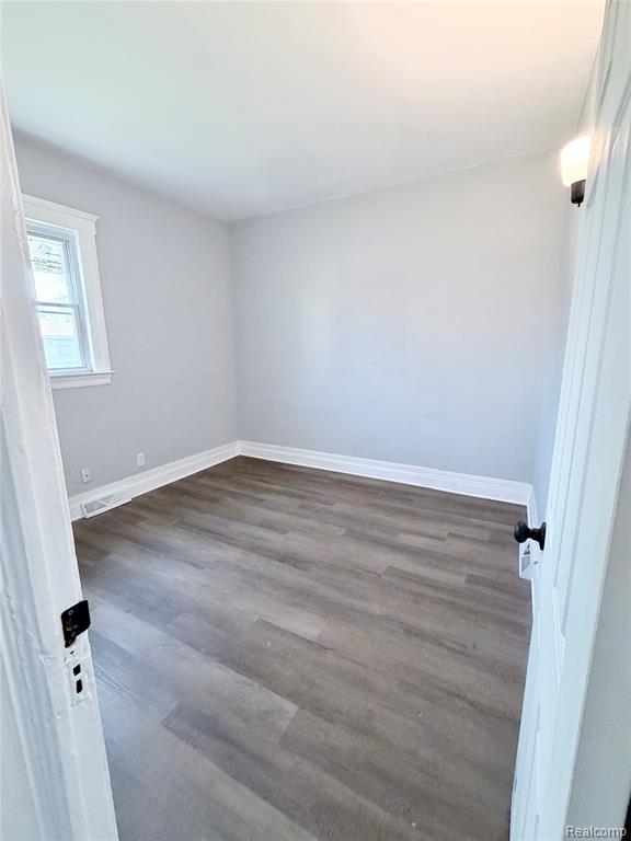 37 Le Blanc Street River Rouge, MI 48218 - Photo 9 of 15