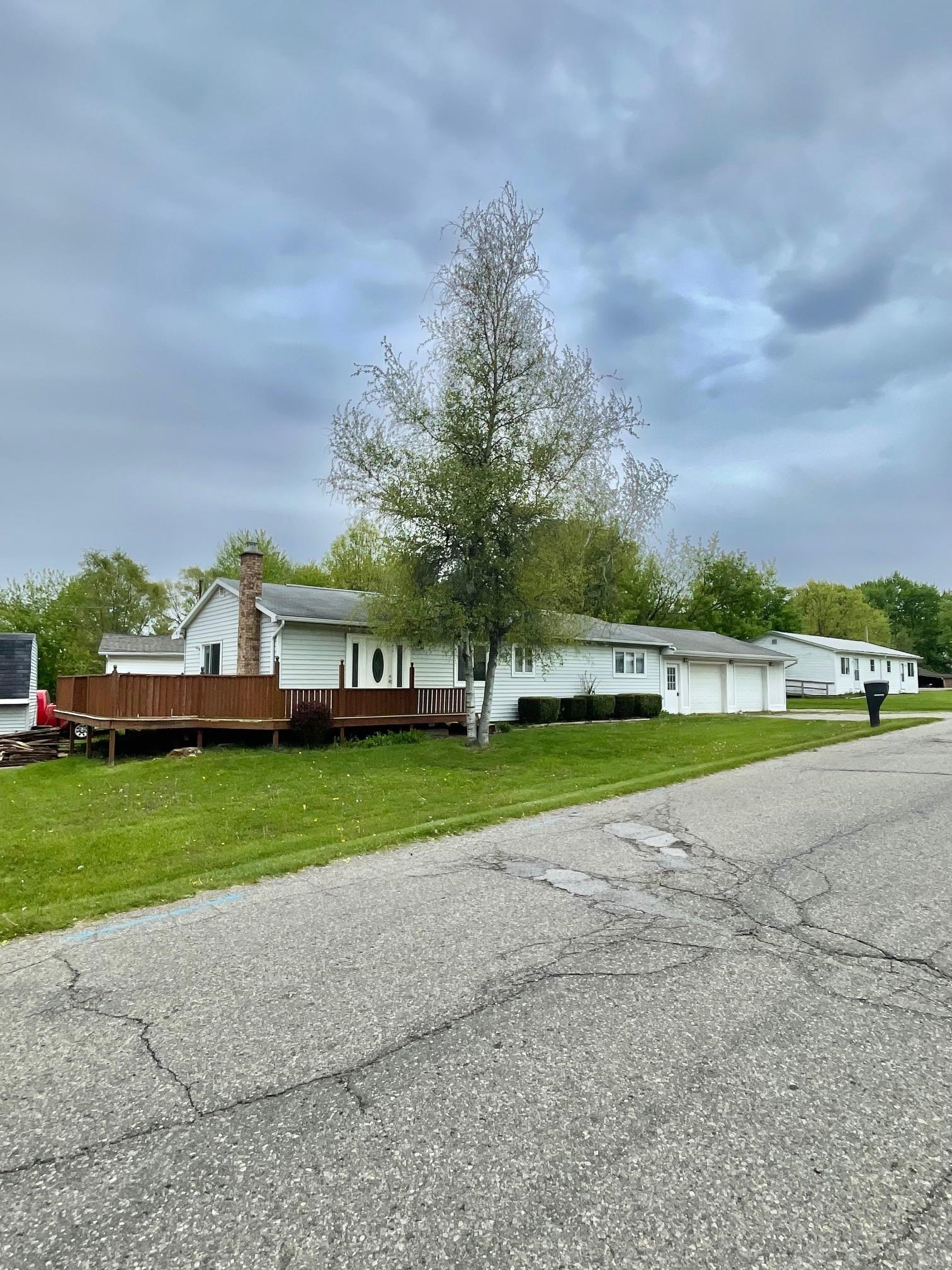 703 Division Owosso, MI 48867 - Photo 2 of 28