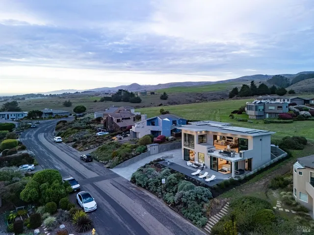 $3,995,000 | 1536 Sea Way, Bodega Bay, CA 94923
