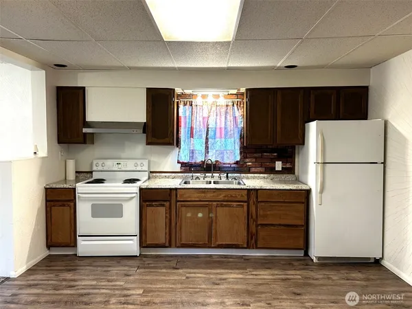 $299,000 | 537 16th Avenue, Longview, WA 98632