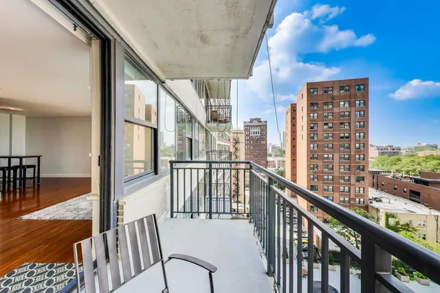 $229,900 | 3430 North Lake Shore Drive, Unit 10M, Chicago, IL 60657