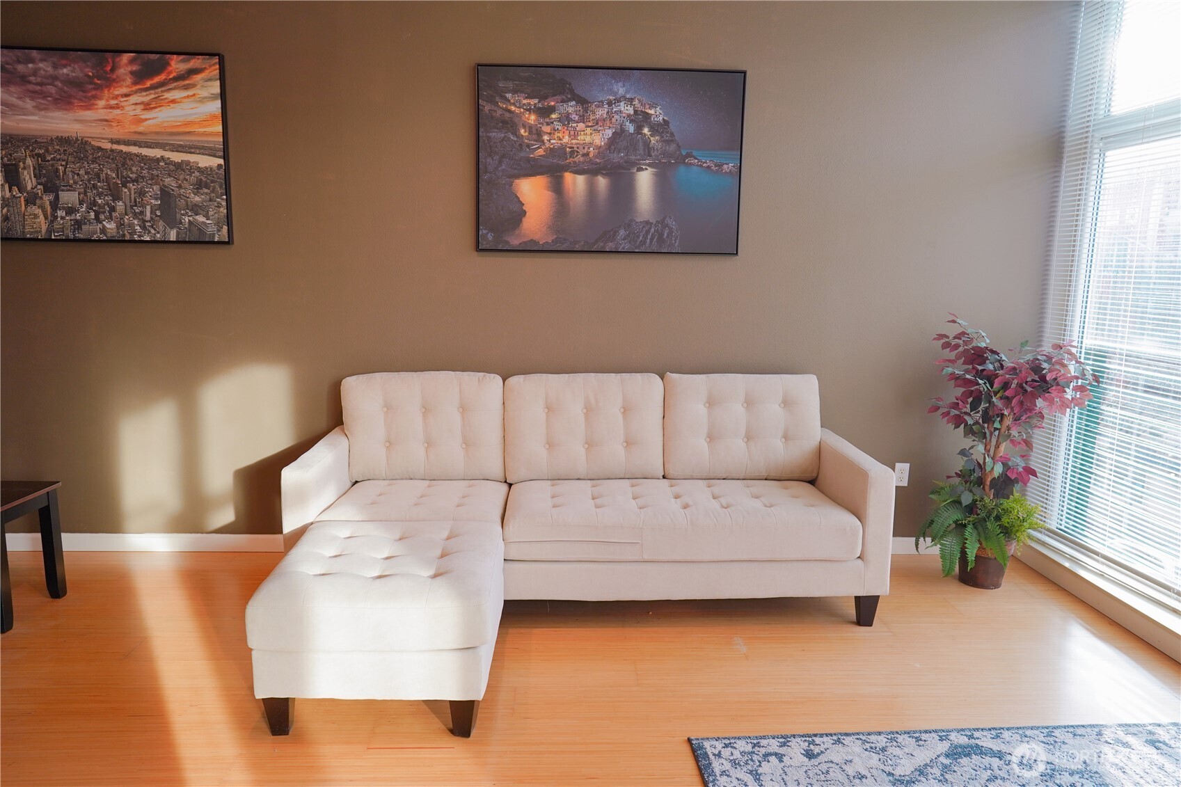 17 West Mercer Street, Unit 207 Seattle, WA 98119 - Photo 3 of 21