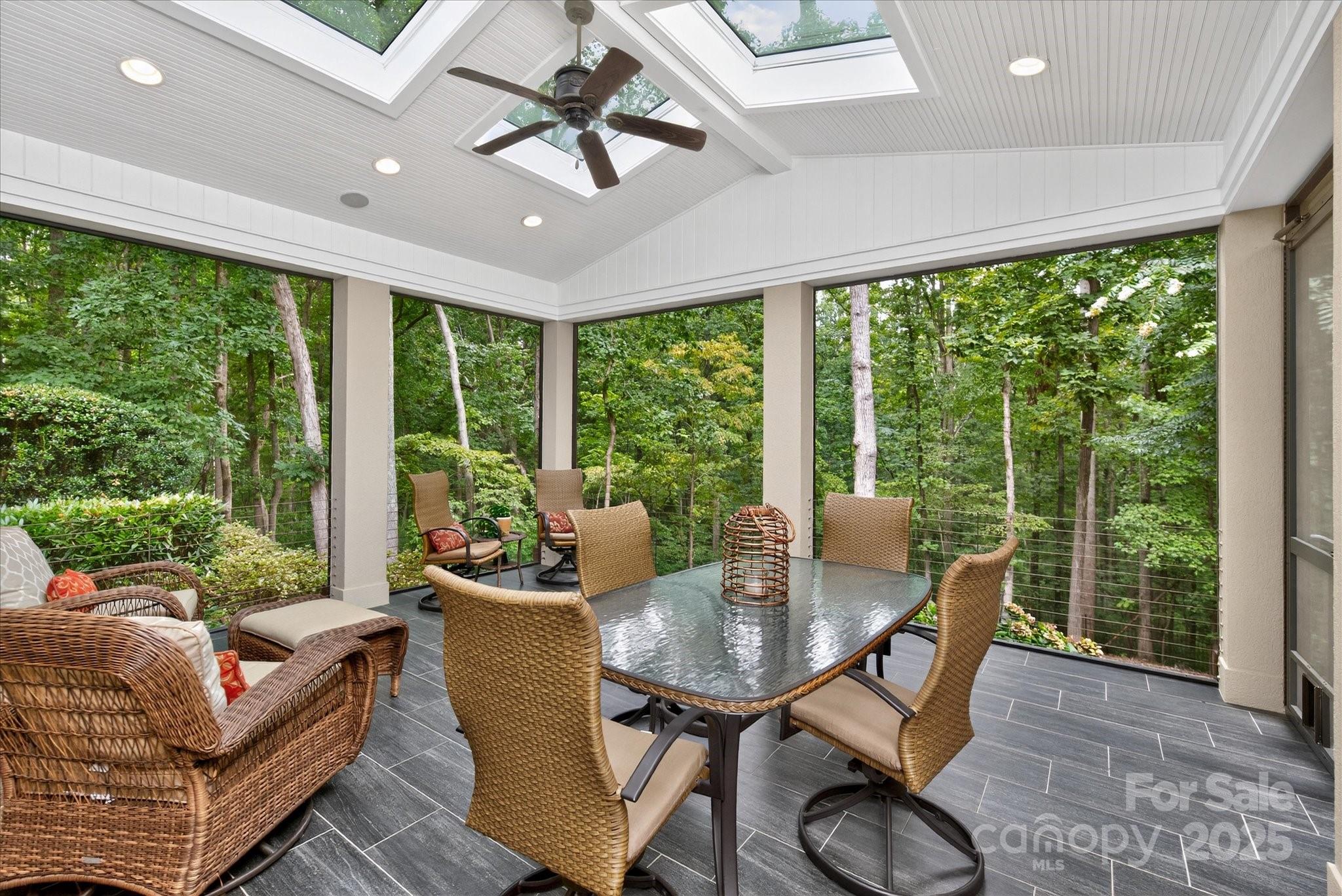 10535 Island Point Road Charlotte, NC 28278 - Photo 11 of 47