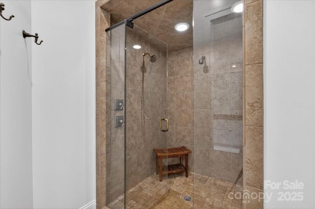 $1,900,000 | 10535 Island Point Road, Charlotte, NC 28278