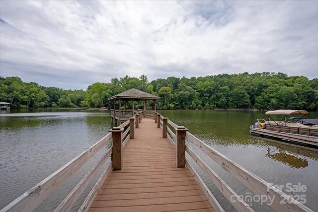 $1,900,000 | 10535 Island Point Road, Charlotte, NC 28278