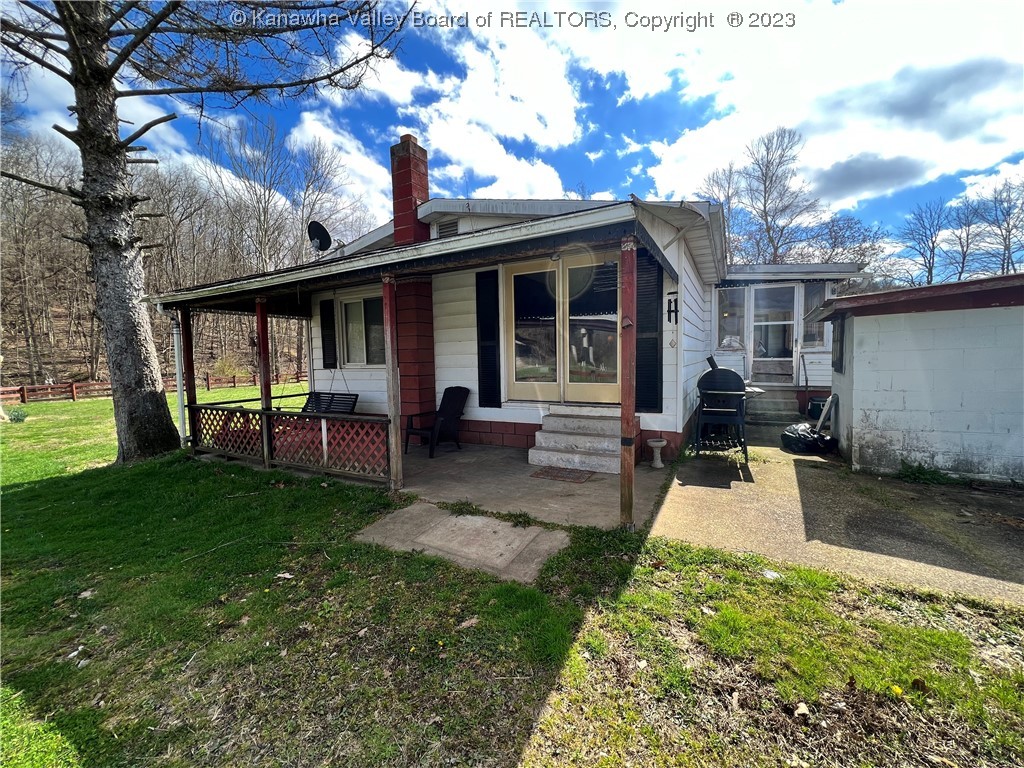 1456 Cornstalk Road Southside, WV 25187 - Photo 3 of 5 Gallery Image 3