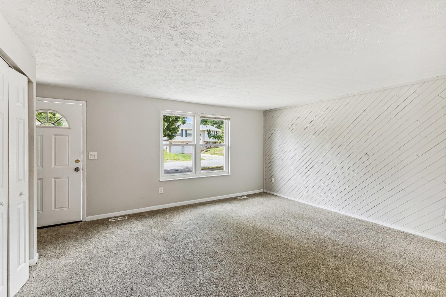 1162 Nature Run Road Batavia, OH 45103 - Photo 4 of 32 Gallery Image 4