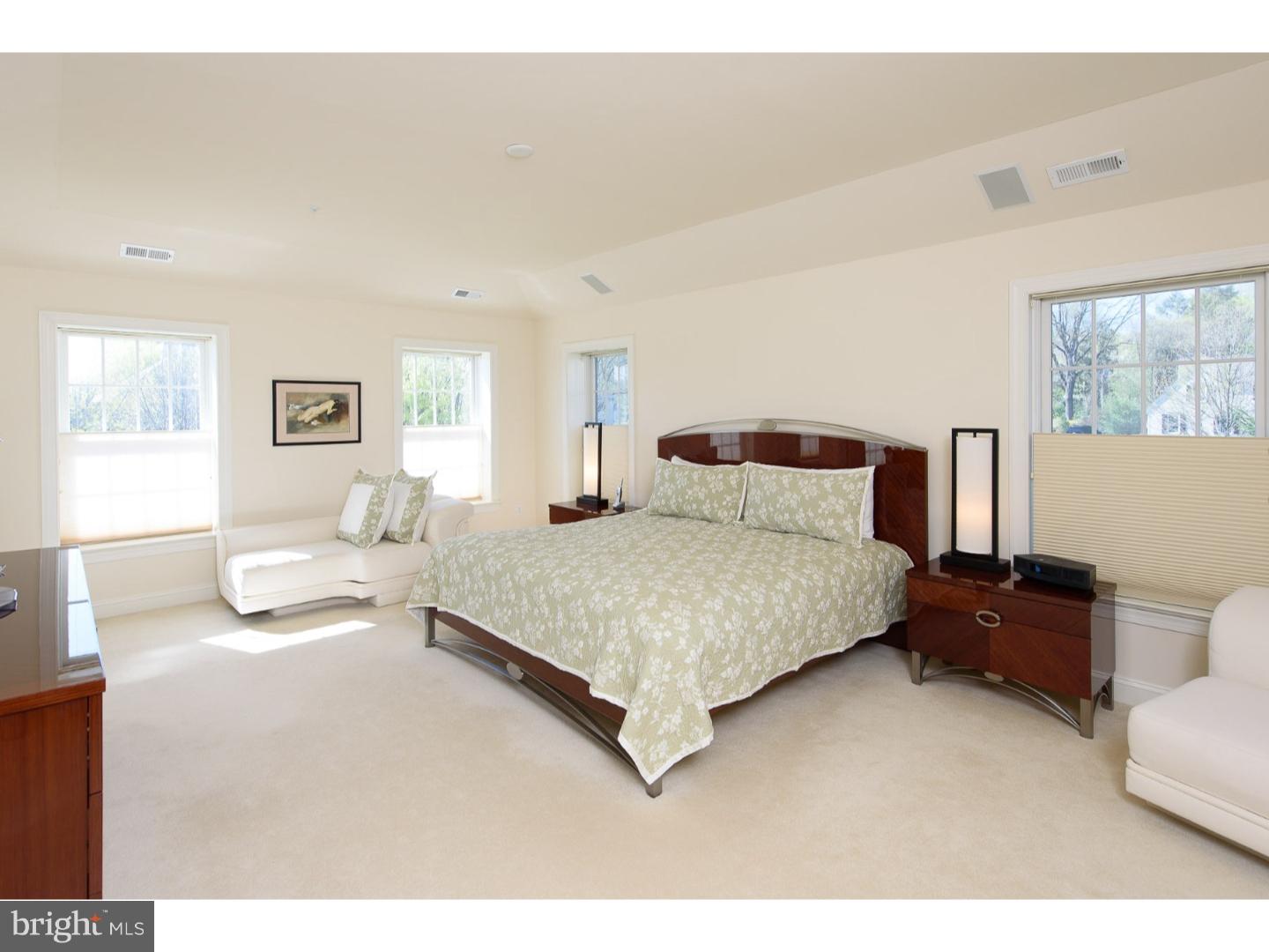 1018 Whitegate Road Wayne, PA 19087 - Photo 16 of 25