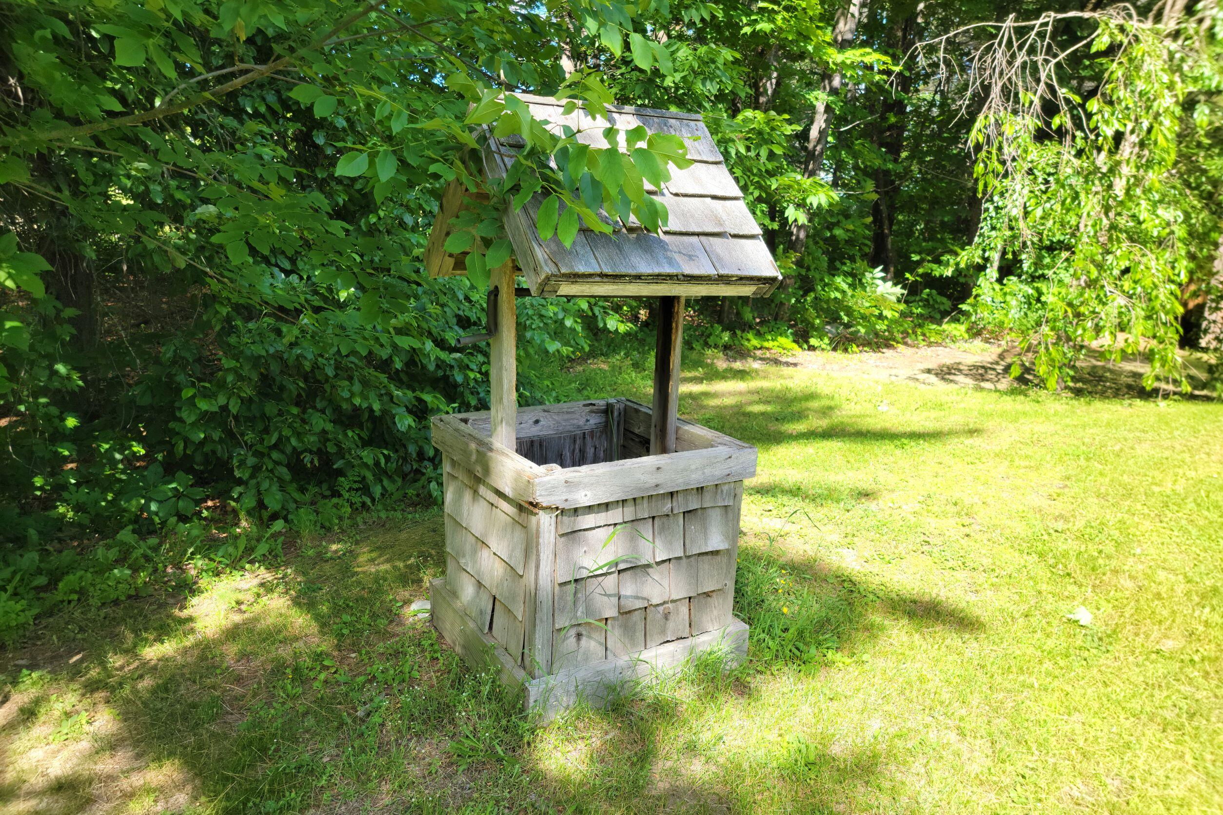257 Stagecoach Road Unity, ME 04988 - Photo 29 of 43 Well House