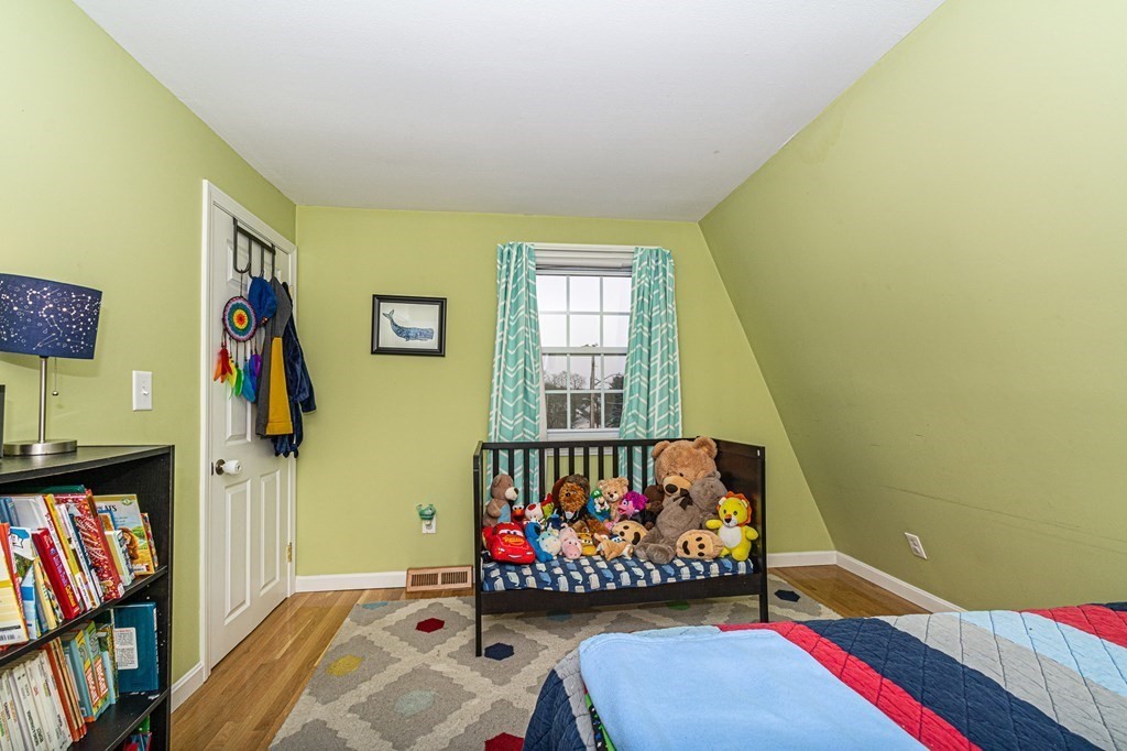 205 West Meadow Road Lowell, MA 01854 - Photo 19 of 42
