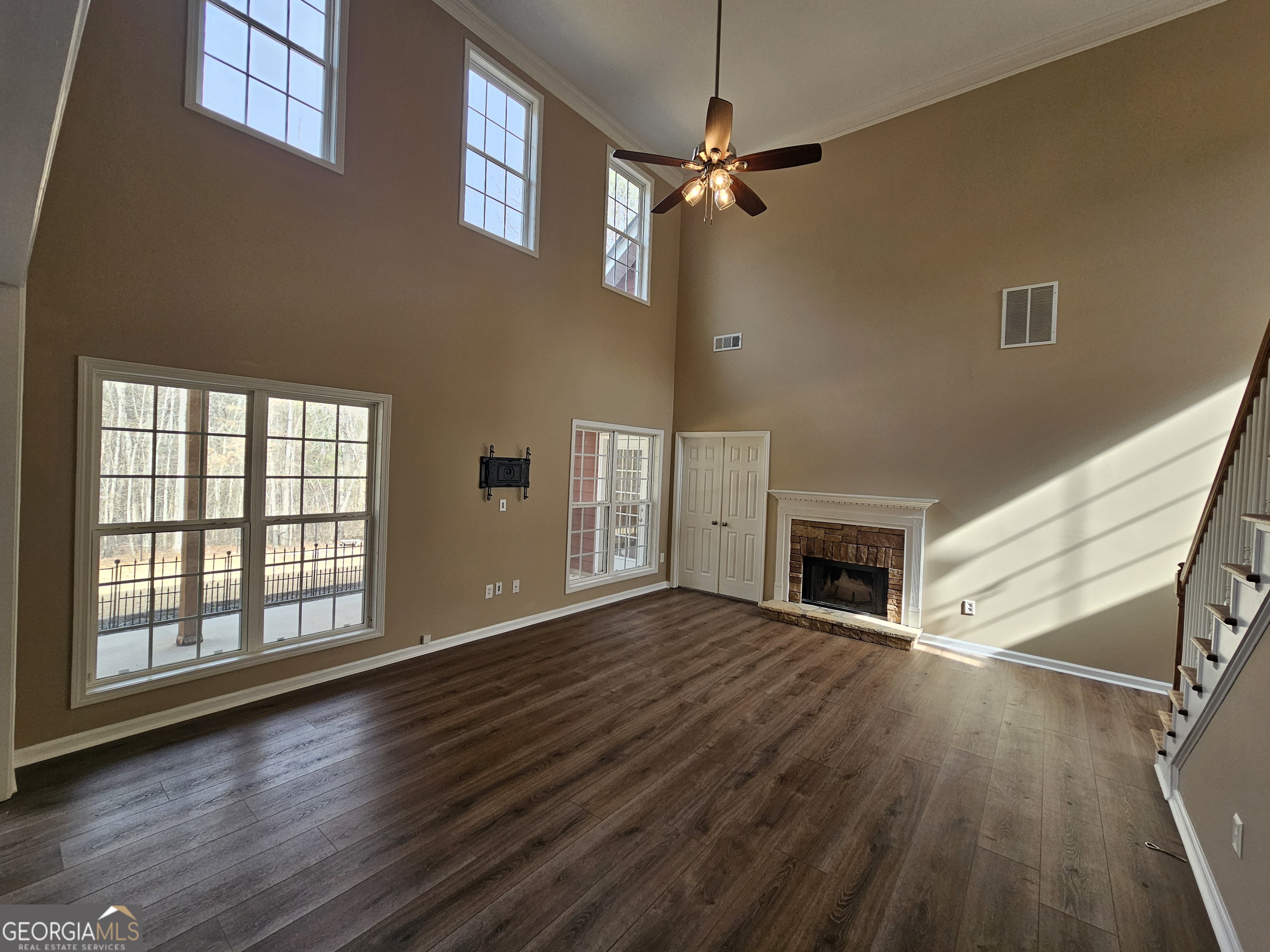 31 Ridgeview Drive Newnan, GA 30263 - Photo 2 of 23